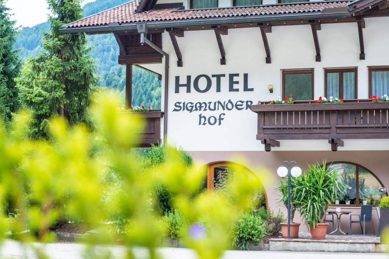 Hotel Sigmunderhof Chienes Exteriér fotografie